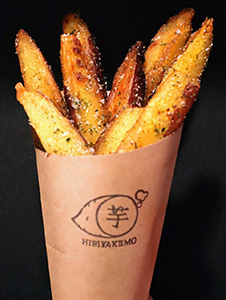 Hibiyakiimo FrenchiFries  (Seaweed salt)