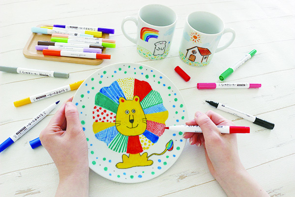 Ten colors of Tokyo plates - Making original picture plates -