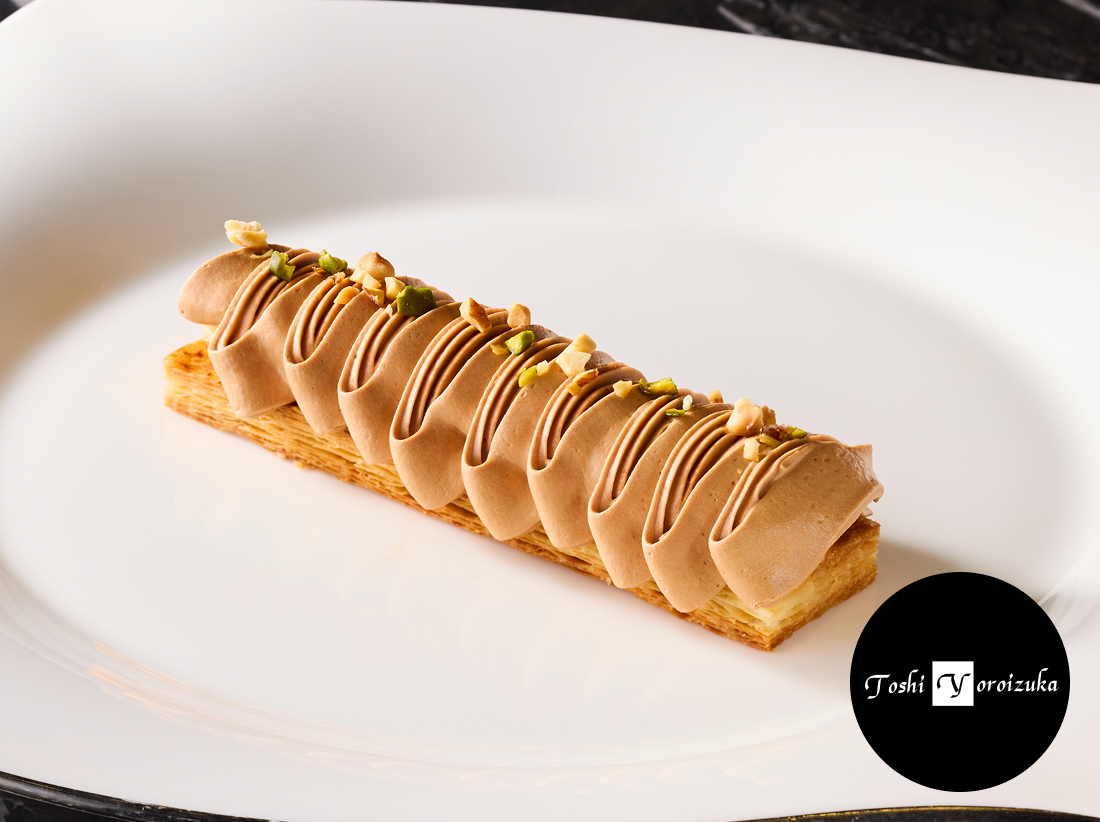 トシ・ヨロイヅカ