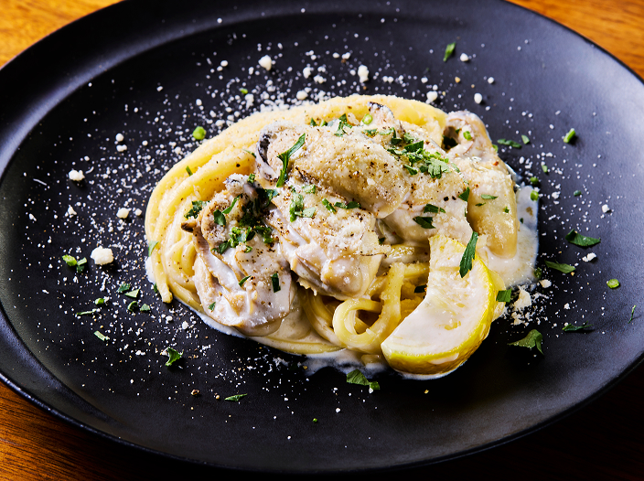 広島県産牡蠣のレモンクリームパスタ