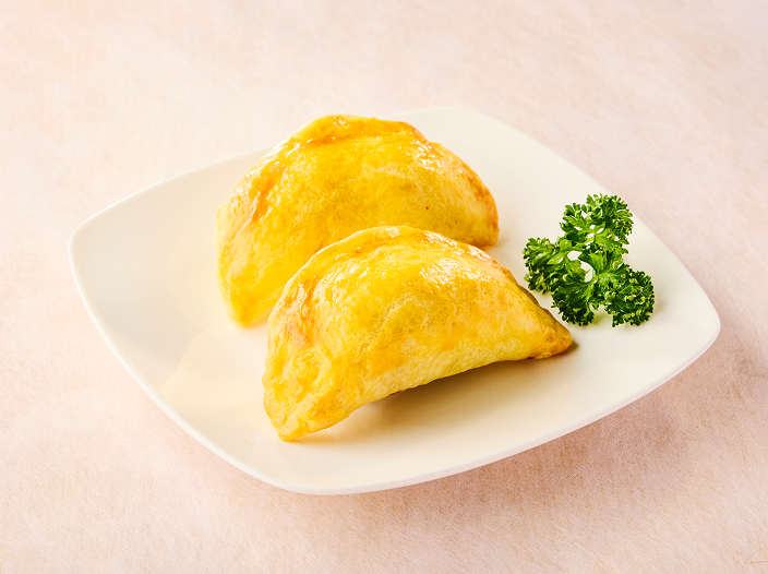 Welsh lamb and Tokyo vegetable rice flour pie (Welsh Ogie)