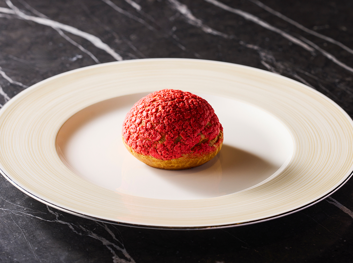 苺のざくざくシューアイス