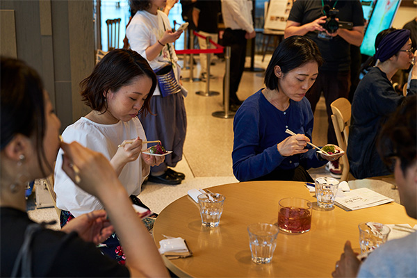 丸の内会場イベント風景