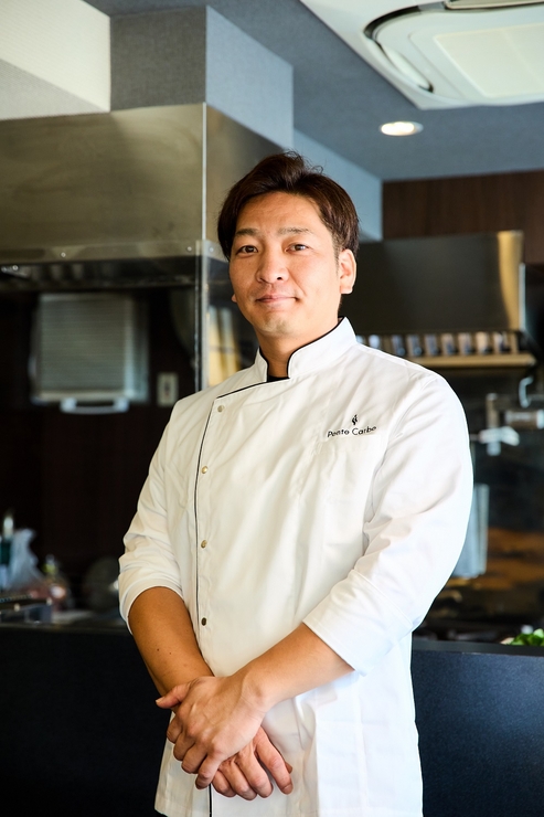 オーナーシェフ：Chef Ropia（小林諭史）