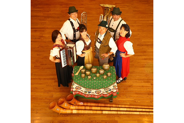 Alps Music Orchestra　（Alpine folk music）