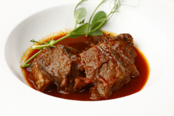 和牛ホホ肉のグーラッシュ（ビーフシチュー）