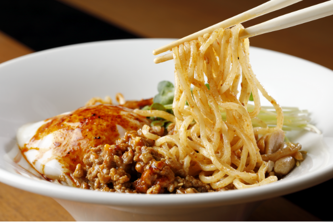 カレー辣油担々麺（汁なし）